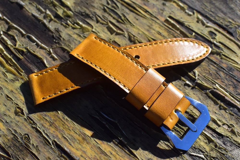Harvest Horween Chromexcel strap on Panerai 372